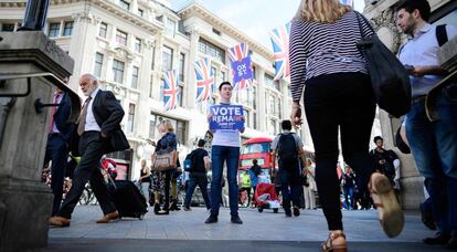 Campaña a favor de la permanencia de Reino Unido en la UE, este martes en Londres.