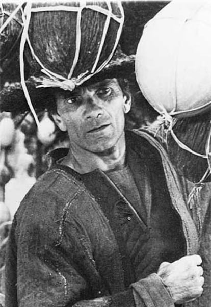 Pasolini, en el papel de Giotto, en su filme 'El Decamerón'.
