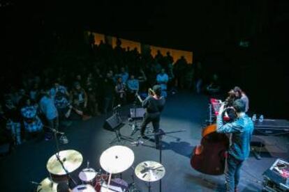 Una imagen del concierto de Nubya Garcia en el Centro Conde Duque de Madrid.