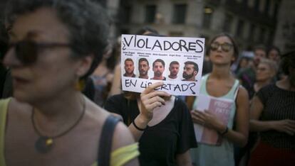 Manifestación en Barcelona contra la liberación de La Manada. 