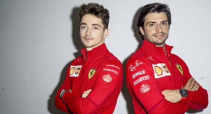 Charles Leclerc y Carlos Sainz, pilotos oficiales de Ferrari para 2021.