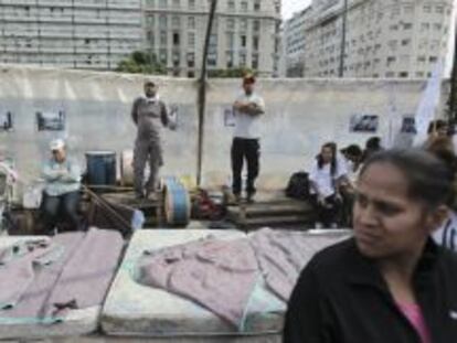 Habitantes de barrios marginales de Buenos Aires protestan por su situaci&oacute;n.