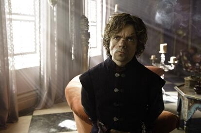 El actor estadounidense Peter Dinklage (Nueva Jersey, 1969) encarna a Tyrion Lannister, el hijo más joven de Lord Tywin
