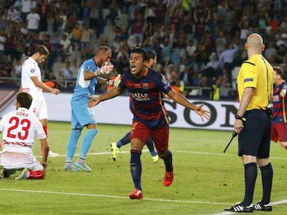 Rafinha celebra el seu gol contra el Sevilla.