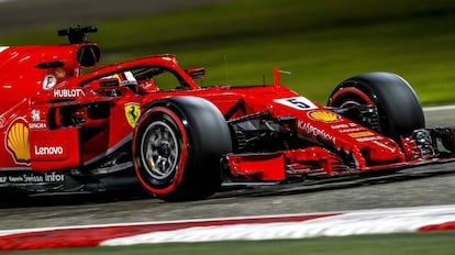 Sebastian Vettel de Ferrari durante el GP de Bahrein 