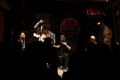 Concierto de flamenco en Robadors 23 del barrio del Raval.