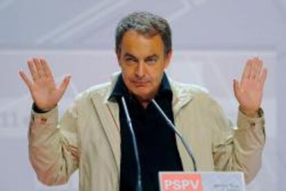 Zapatero cita a Rajoy para buscar soluciones comunes a la crisis económica