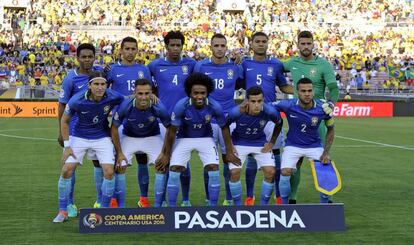 De izquierda a derecha y de arriba a abajo: Elías, Marquinhos, Gil, Renato Augusto, Casemiro, Alisson, Filipe Luis, Jonas, Willian, Coutinho y Dani Alves.