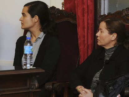 Monserrat González i Triana Martínez durant la nova jornada del judici per l'assassinat d'Isabel Carrasco.