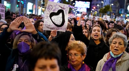 Ambiente de la manifestación de la Gran Vía de Madrid.