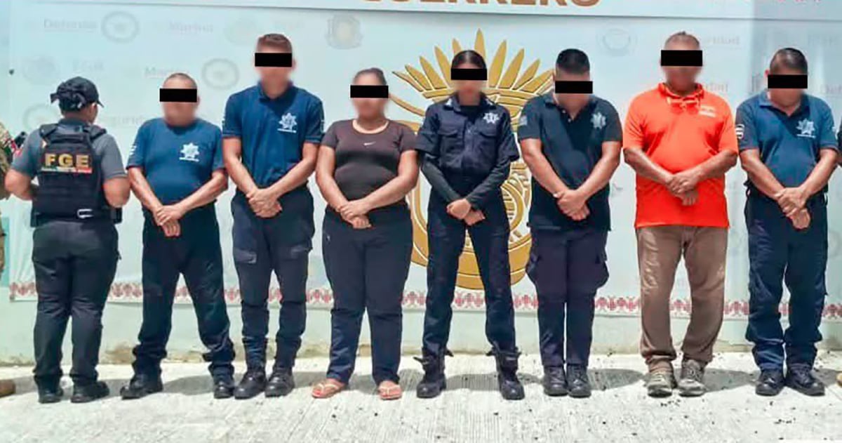Detenidos siete policías municipales en Guerrero acusados de desaparición forzada