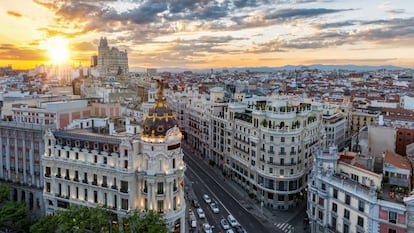 Panorámica de Madrid desde la intersección de las calles Alcalá y Gran Vía.