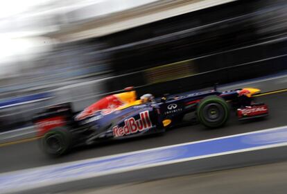 El piloto alemán Sebastian Vettel durante el primero de los entrenamientos en el circuito Albert Park de Melbourne (Australia).