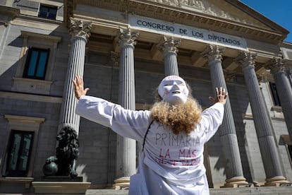 Manifestación médicos madrileños Congreso de los Diputados en Madrid