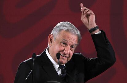 El presidente de México, Andrés Manuel López Obrador, este lunes durante su rueda de prensa matutina, en Palacio Nacional, en Ciudad de México (México). 