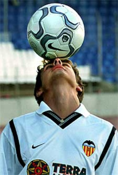 Aimar, el día de su presentación como jugador del Valencia.