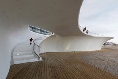 Parte inferior del paseo marítimo de Benidorm, premio FAD.