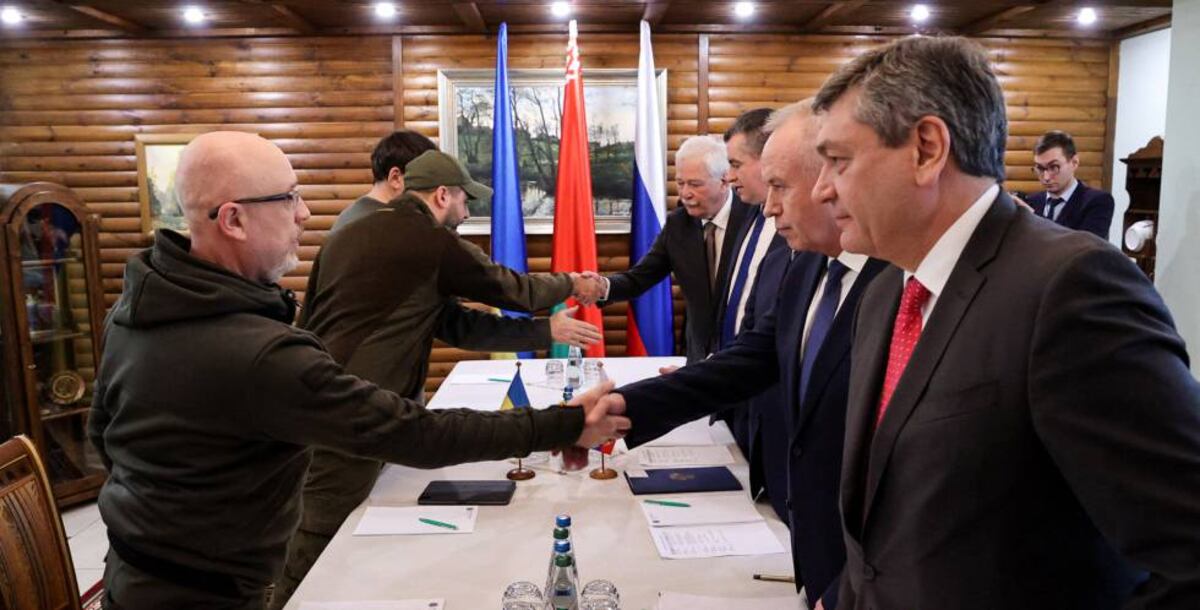 Rusia y Ucrania acuerdan un alto el fuego parcial para establecer ...