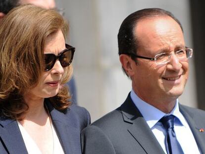 El presidente de Francia François Hollande y la primera dama Valérie Trierweiler.