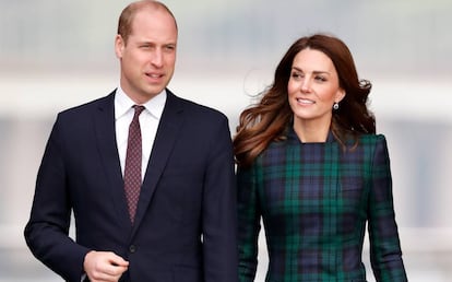 Enrique de Inglaterra y Kate Middleton, en Dundee, Escocia, en enero.