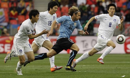 Diego Forlán, ingresado
