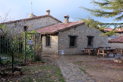 Los Diezmos, el bar de Jabaloyas (Teruel), sigue cerrado desde finales de agosto.