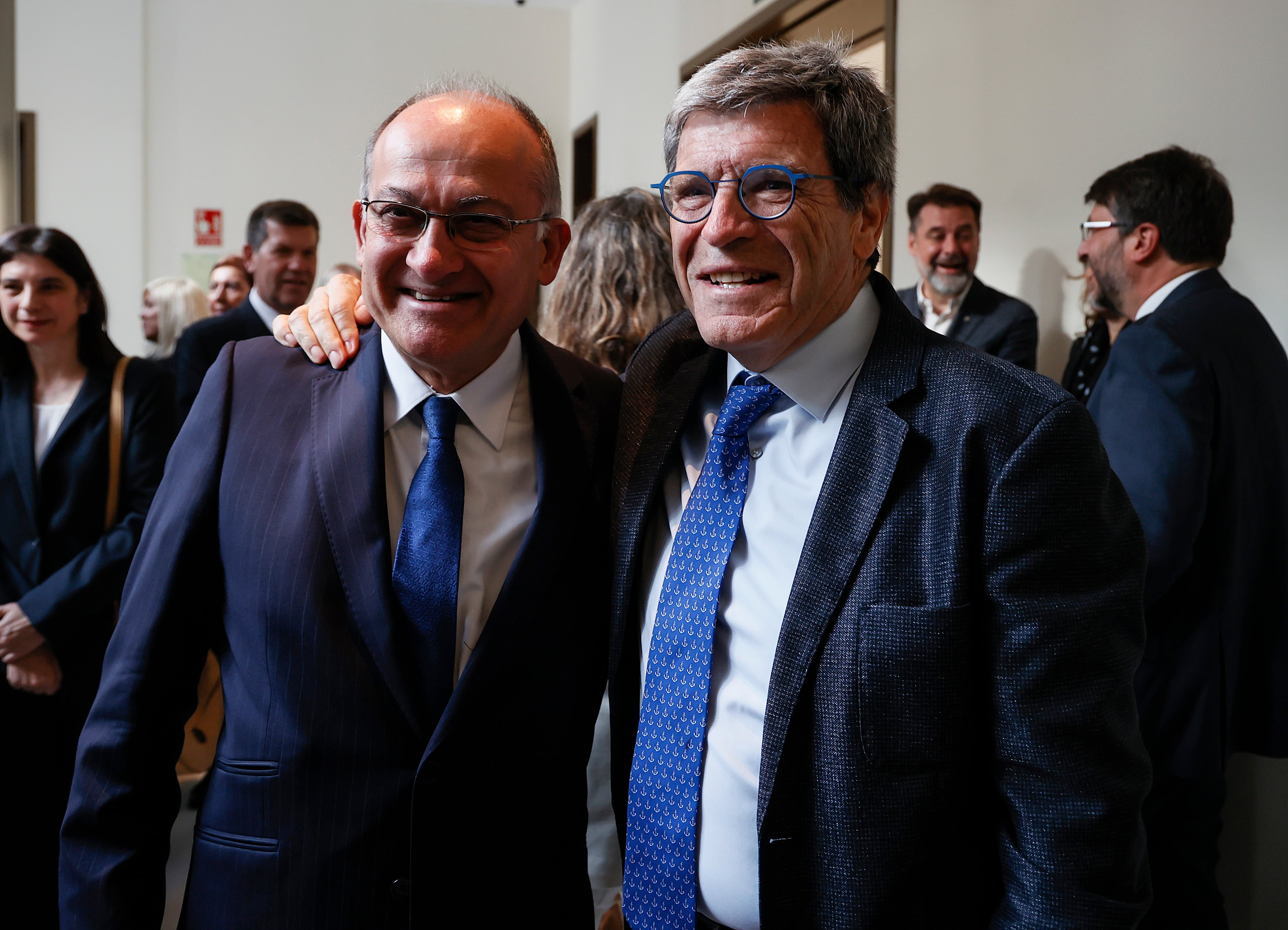 Adif nombra comisionado del Corredor Mediterráneo a Joan Calabuig, ex presidente del puerto de Valencia