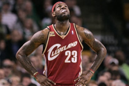 LeBron James, durante el último partido contra los Celtics.