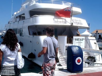 El yate del pr&iacute;ncipe Salman Bin Abdulaziz Al-Saud de Arabia Saud&iacute;, en Puerto Ban&uacute;s.