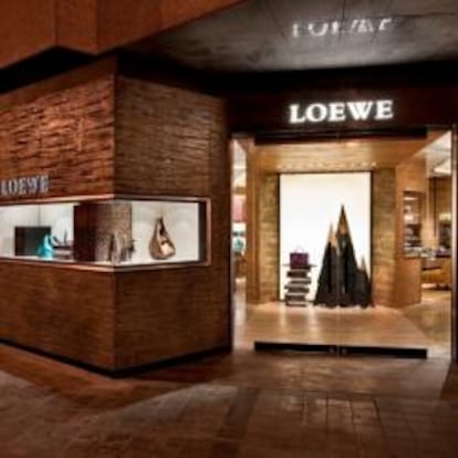 Fachada de la tienda de Loewe en Valencia