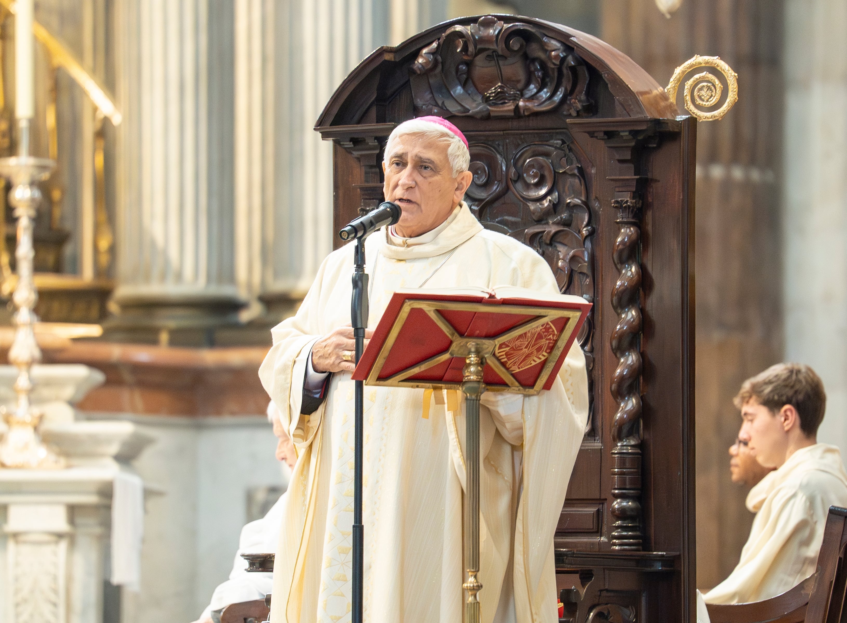 Vatican probes bishop over abuse