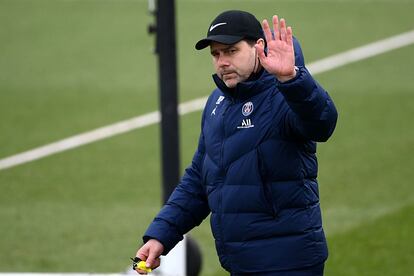 Mauricio Pochettino durante un entrenamiento con el PSG la pasada temporada.