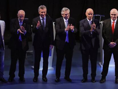 Los candidatos a la presidencia de Argentina este domingo después del debate.