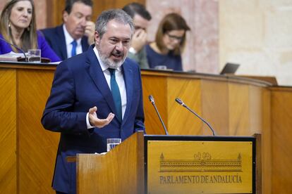 El secretario general del PSOE-A, Juan Espadas, durante el debate sobre el estado de la comunidad. 