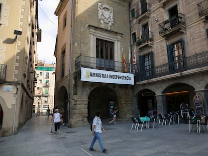 Pancarta por la amnistía y la independencia de Cataluña, en Vic (Barcelona) en septiembre de 2022.