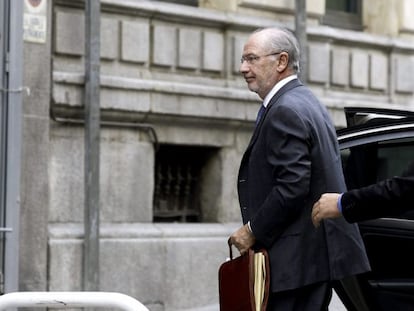 El expresidente de Bankia Rodrigo Rato, a su llegada a la Audiencia Nacional para declarar como imputado. EFE/Archivo