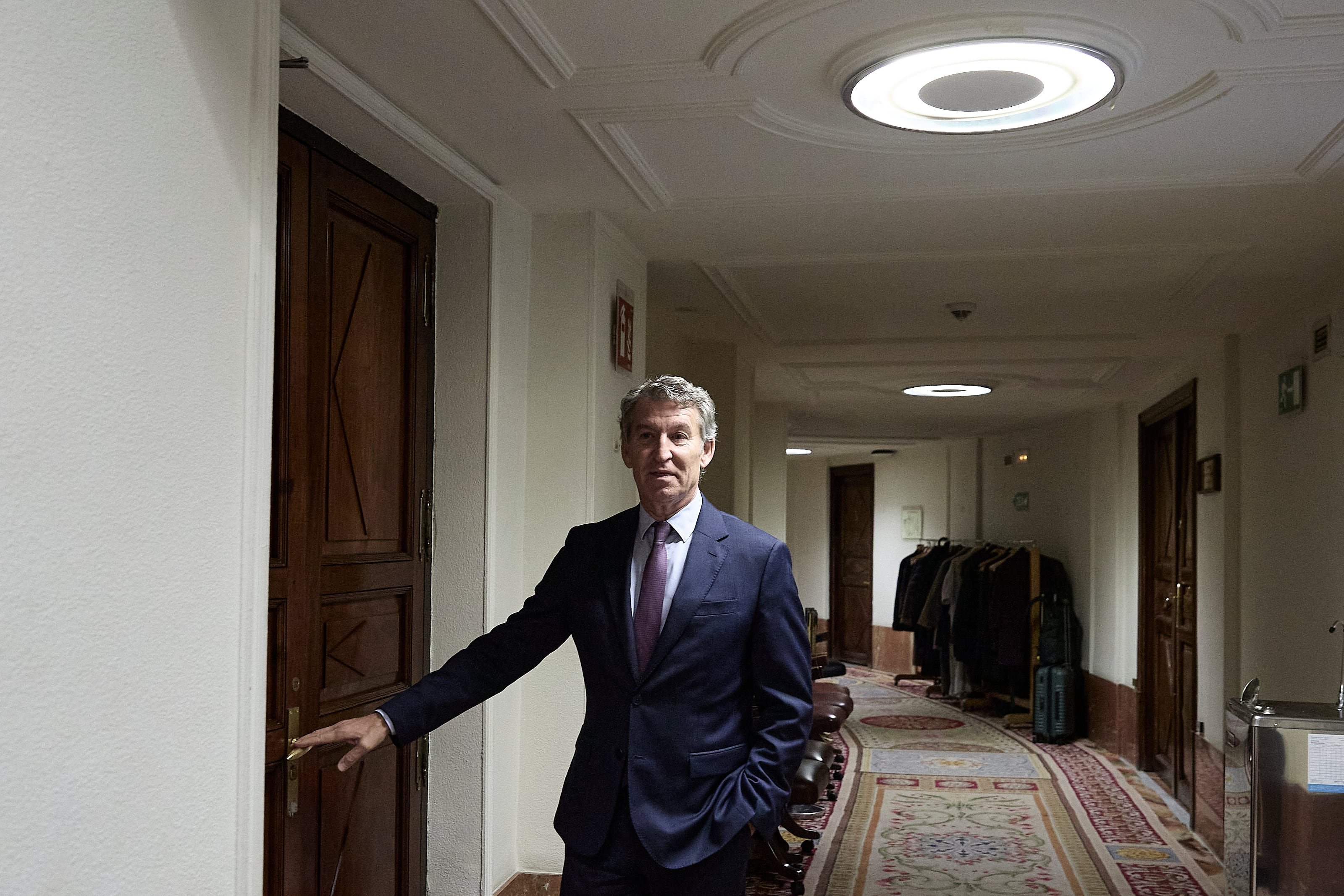 El presidente del Partido Popular, Alberto Núñez Feijóo, este jueves en el Congreso, en Madrid.