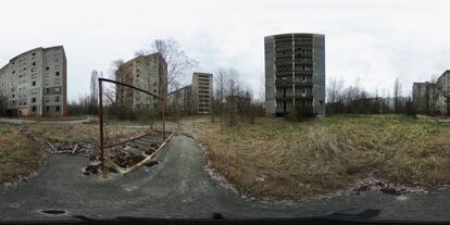 Prédios de apartamentos abandonados na cidade ucraniana de Pripyat (Ucrânia), em 9 de abril de 2016.