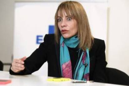 La presidenta de Microsoft en España, María Garaña, durante la entrevista con Efe en la que dijo, entre otras cosas, que Microsoft invertirá 20 millones de euros en España en el "espectacular" lanzamiento de la Xbox One, la nueva generación de la consola de entretenimiento que llegará a España el próximo día 22.