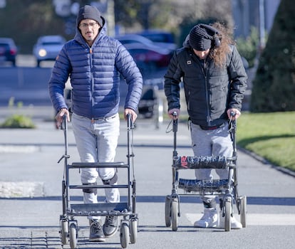 Two of the patients with spinal cord injuries who participated in the trial were able to walk again thanks to an epidural electrical stimulation system.
