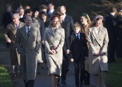 Eduardo y Sofía de Wessex y sus hijos, Jacobo y Luisa, en la misa de Navidad celebrada en Sandringham, Norfolk, en 2019.