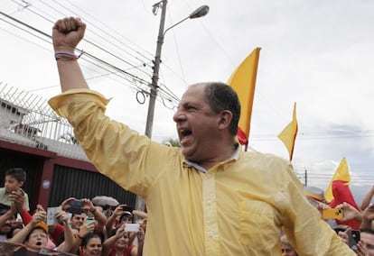 El presidente electo de Costa Rica, Luis Guillermo Sol&iacute;s.