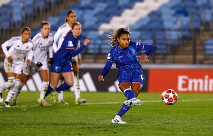 Partido Real Madrid-Chelsea, de la Champions femenina de fútbol, el 17 de diciembre en Madrid.