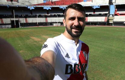 Una foto de Lucas Pratto de principios de enero, cuando el campo ya lucía en malas condiciones.