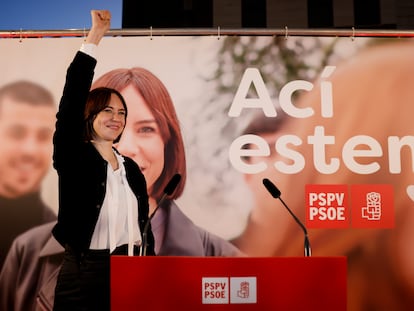 La ministra de Ciencia, Innovación y Universidades, Diana Morant, durante el acto en el que es proclamada como nueva -y primera- secretaria general del PSPV-PSOE, en sustitución de Ximo Puig, el 7 de febrero.