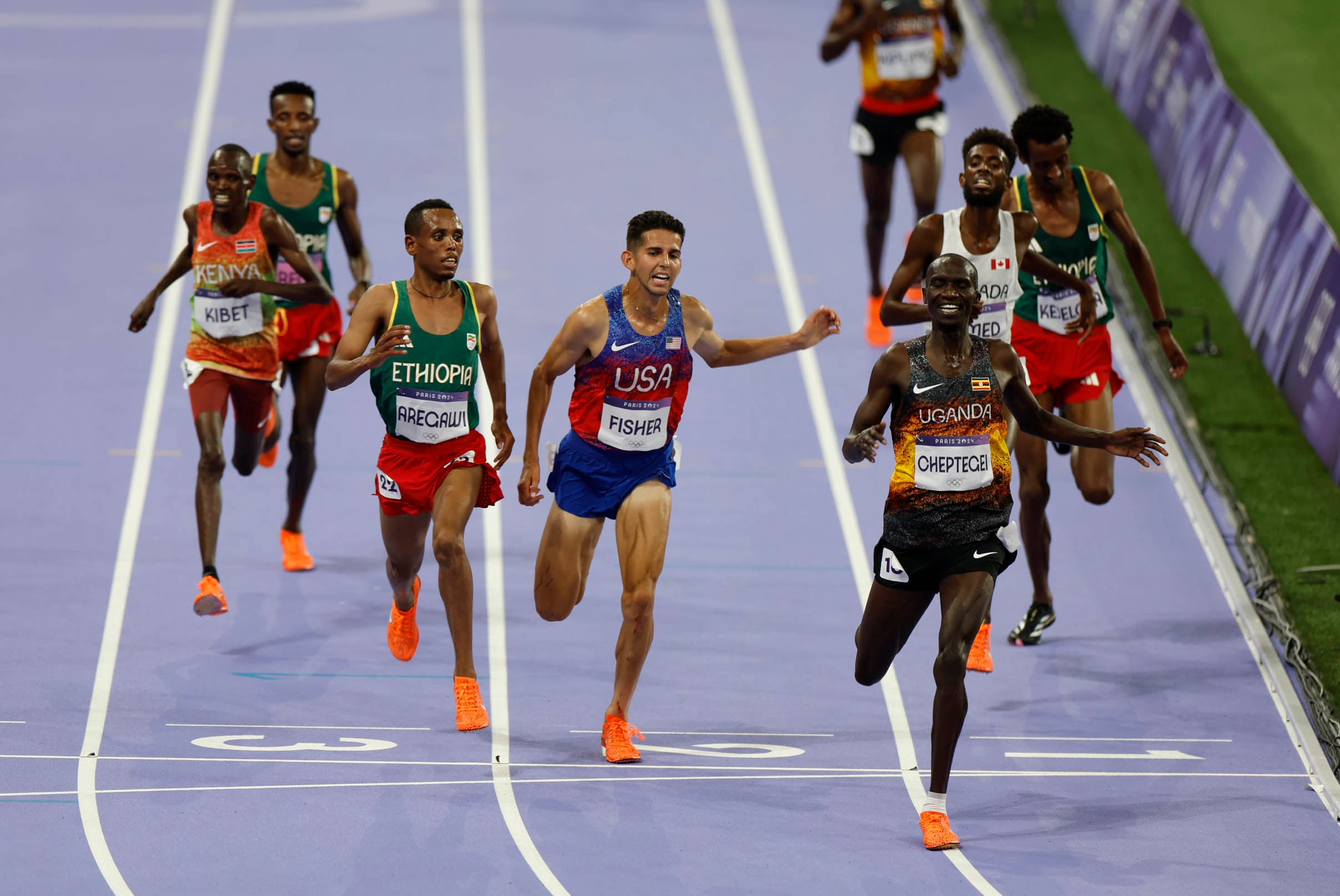 Cheptegei, clínico y preciso, se impone en un 10.000m atómico en los Juegos Olímpicos de París