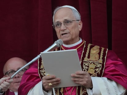 Newly elected Pope Leo XIV appears at the balcony of St. Peter's Basilica at the Vatican, Thursday, May 8, 2025. (AP Photo/Andrew Medichini)
Associated Press/LaPresse