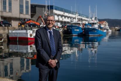 El presidente de la cooperativa de armadores de Vigo, Javier Touza, en el Puerto de dicha localidad.
