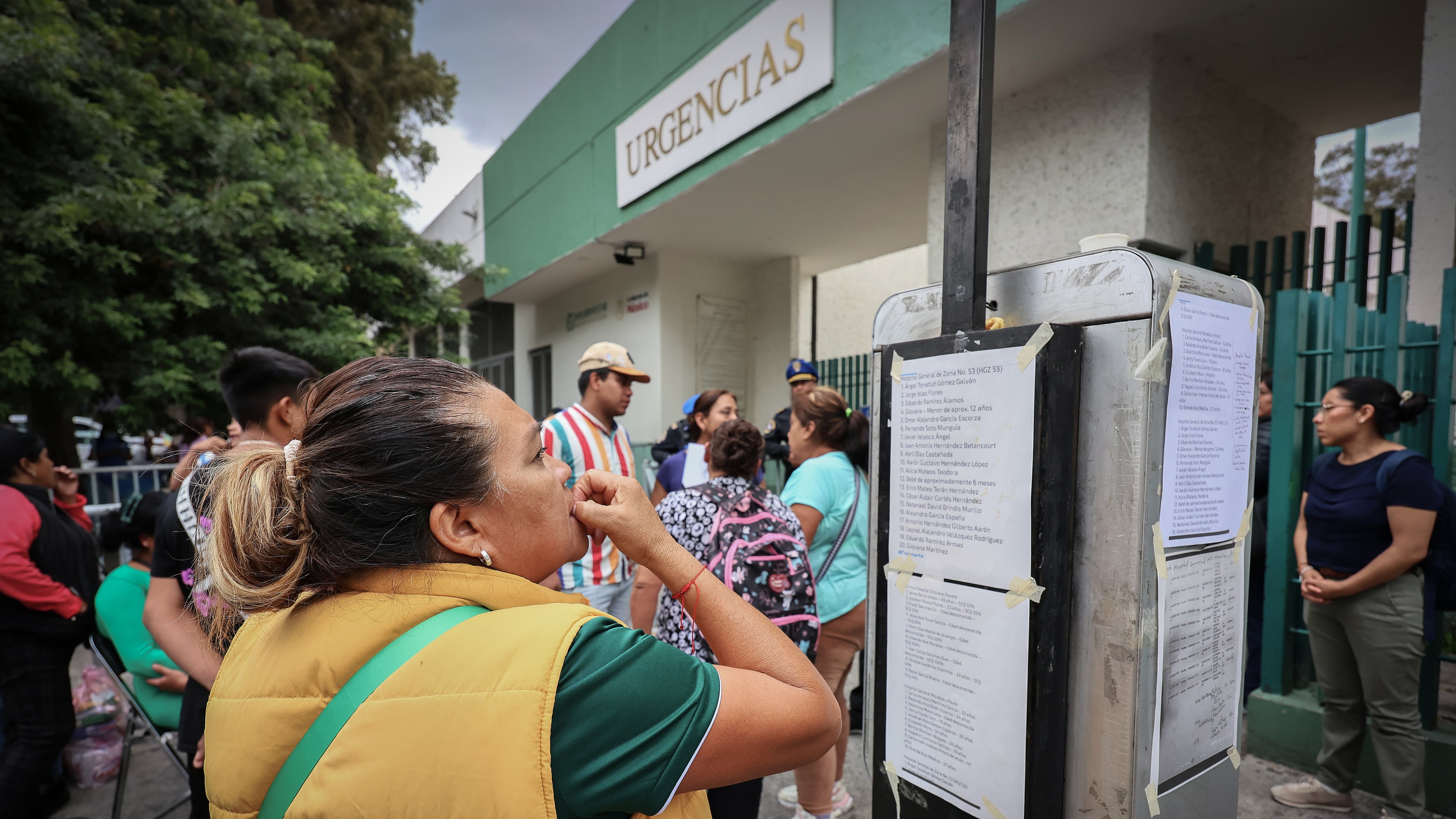 Listas de personas lesionadas por la explosión internadas en el Hospital Rubén Leñero.