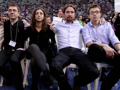 Luis Alegre, Carolina Bescansa, Juan Carlos Monedero, Tania González, Pablo Iglesias e Íñigo Errejón en el primer congreso de Podemos.